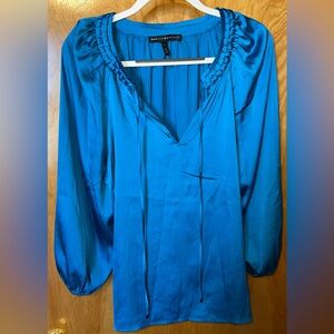 White House Black Market WHBM vibrant blue satin v-neck blouse Size Large